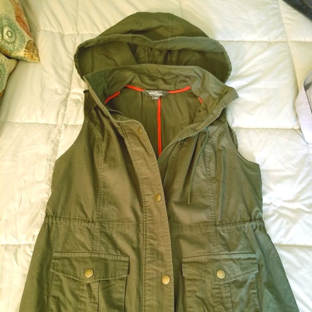Market & Spruce Jahana Cargo Vest